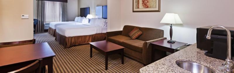 Holiday Inn Express & Suites Brady By Ihg Exterior foto